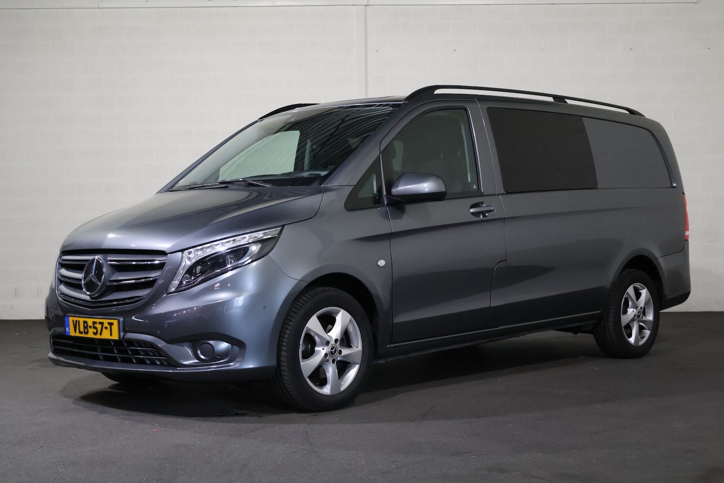Mercedes-Benz Vito - 116 CDI Lang DC Automaat Led Navigatie Camera - AutoWereld.nl