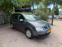 Volkswagen Touran - 2.0 TDI Trendline Clima 5Pers Cruise-con