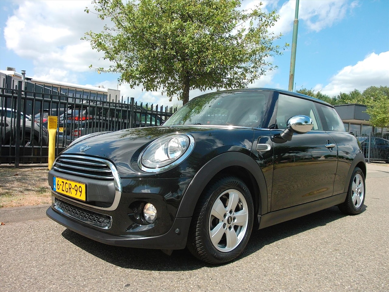 MINI One - 1.2 102pk One AIRCO Multi Media - AutoWereld.nl