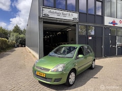 Ford Fiesta - 1.4-16V Futura XL Airco 82.513 km Nieuwe APK NAP Rapport
