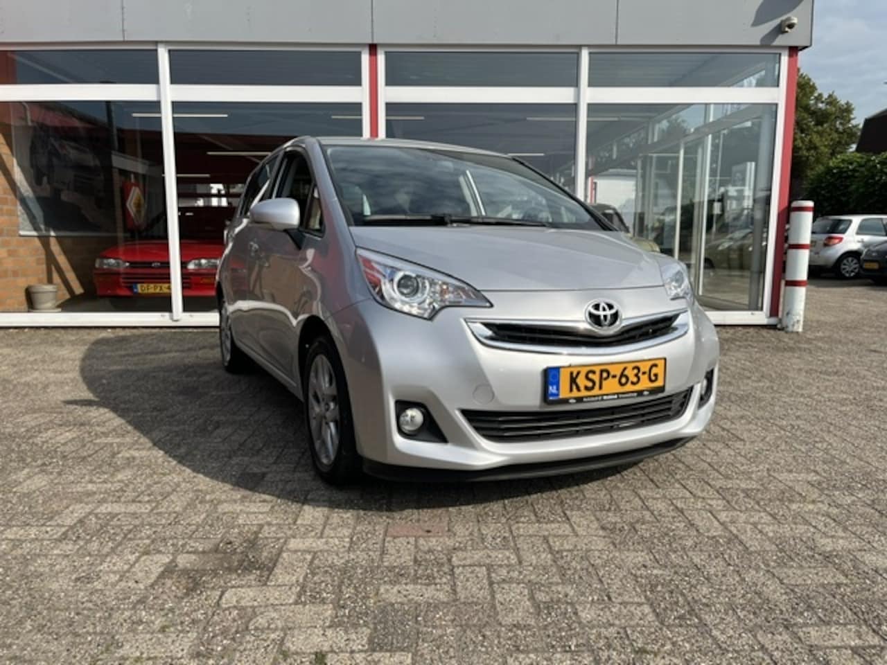 Toyota Verso S - 1.3 VVT-i Dynamic 1.3 VVT-i Dynamic - AutoWereld.nl