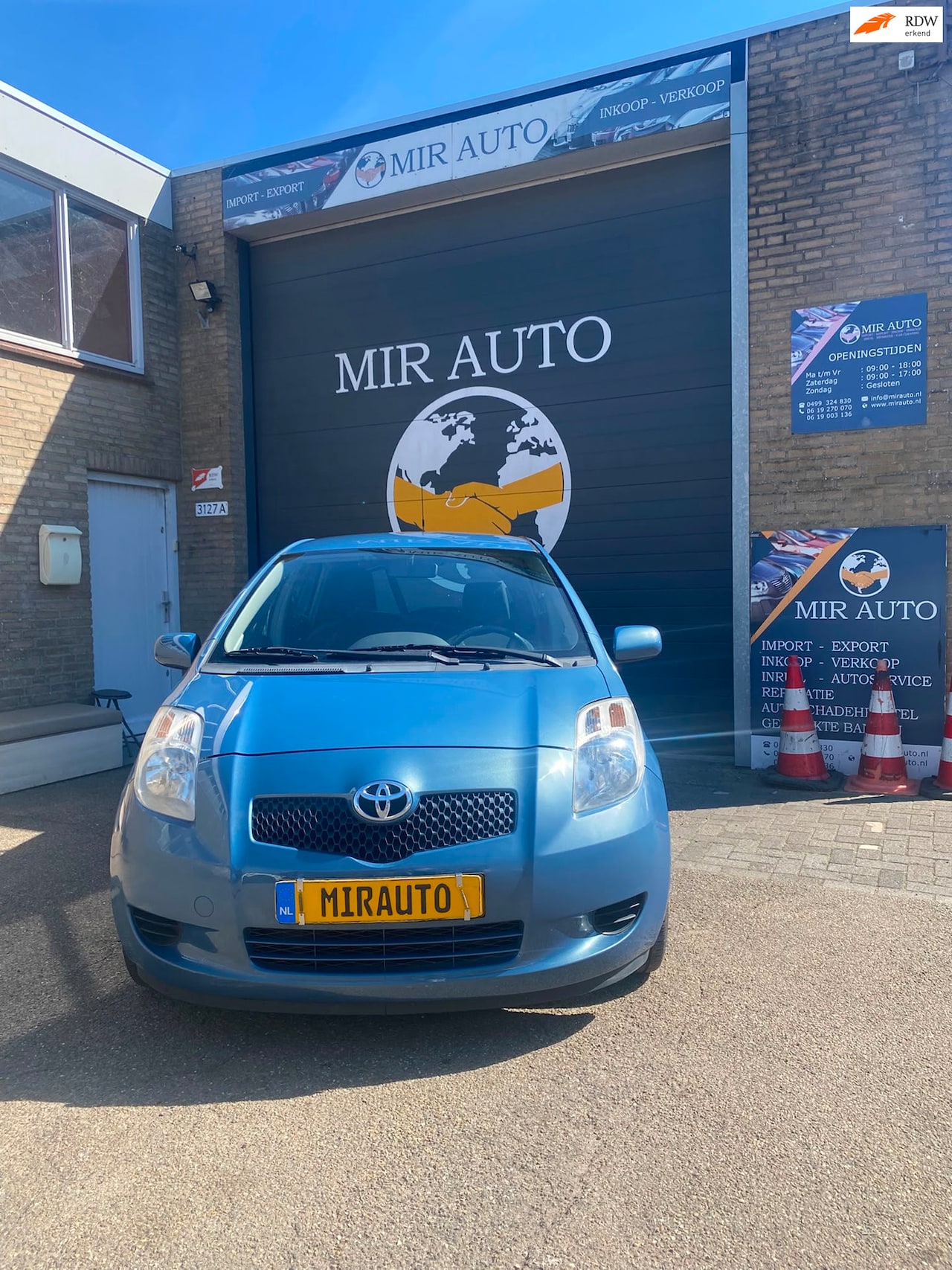 Toyota Yaris - 1.0 VVT-i Sol MMT 1.0 VVTi Sol MMT - AutoWereld.nl