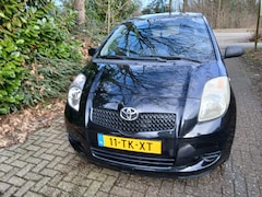 Toyota Yaris - 1.0 VVTi Sol
