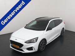 Ford Focus Wagon - 125PK EcoBoost ST Line Business | Trekhaak | Winterpack | Keyless | Clima | B&O | Park. se