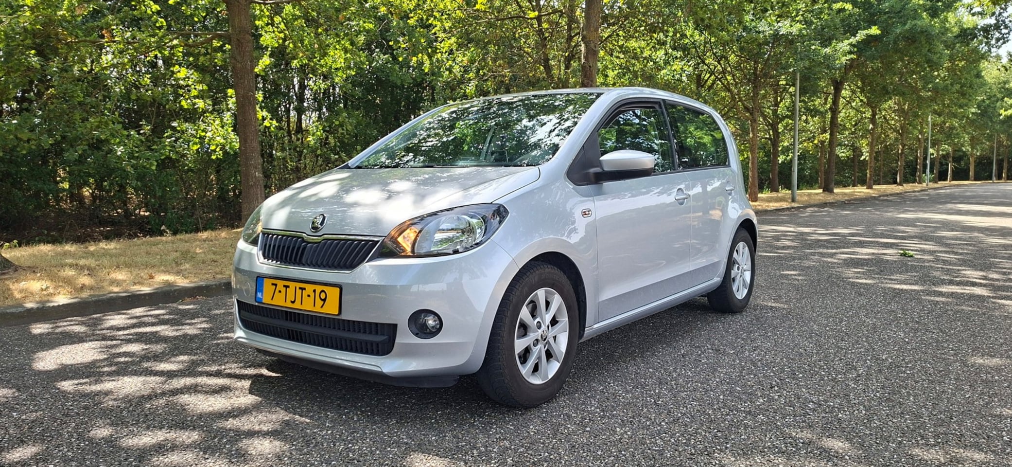 Skoda Citigo - 1.0 Greentech navi/bluetooth/cruise/airco - AutoWereld.nl