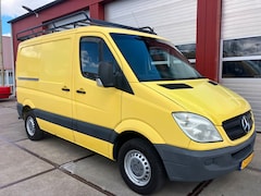 Mercedes-Benz Sprinter - 210 2.2 CDI 325