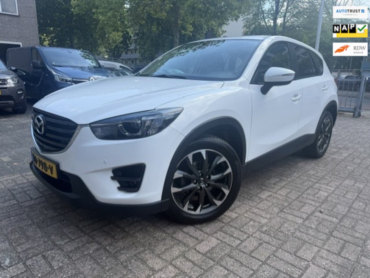 Mazda CX-5 - 2.0 SkyActiv-G 165 GT-M Line Navi/Camera/Leer/Trekh - AutoWereld.nl