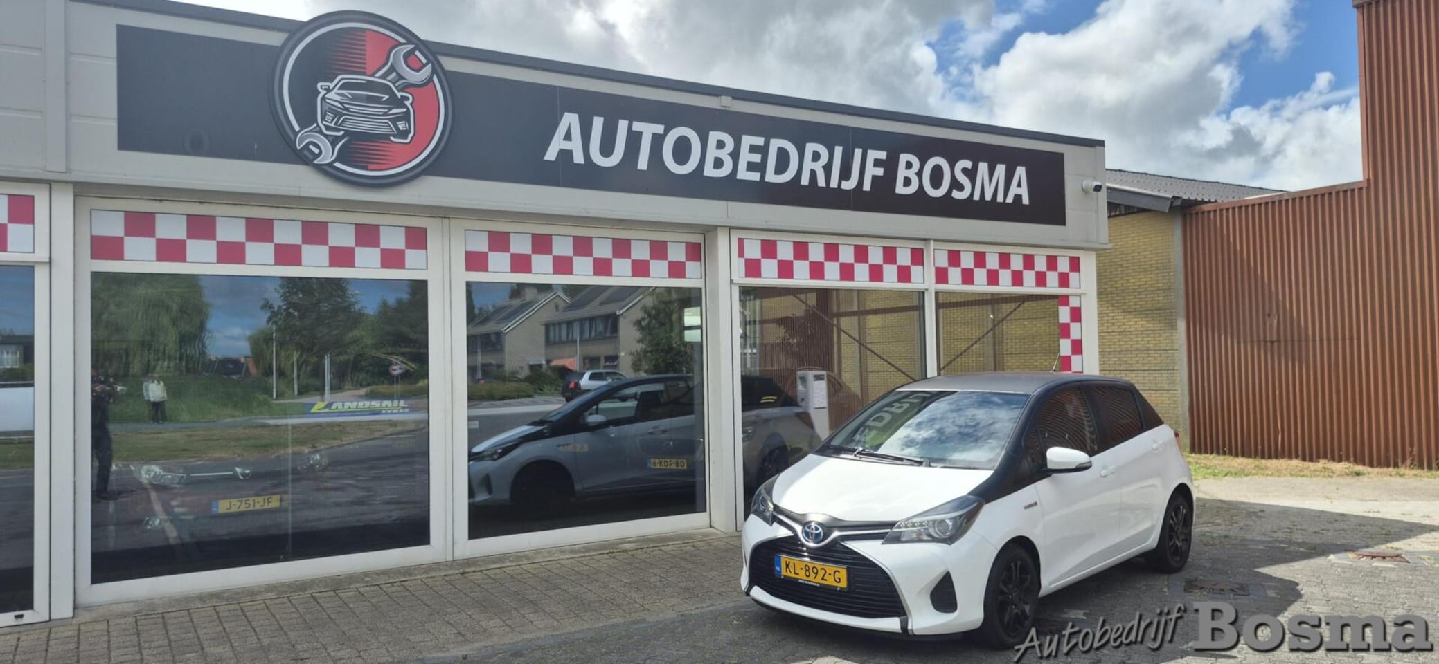 Toyota Yaris - 1.5 Hybrid Aspiration 1.5 Hybrid Aspiration - AutoWereld.nl