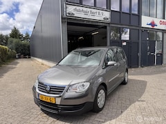 Volkswagen Touran - 1.4 TSI Comfortline Business Airco Nieuwe APK NAP Logisch