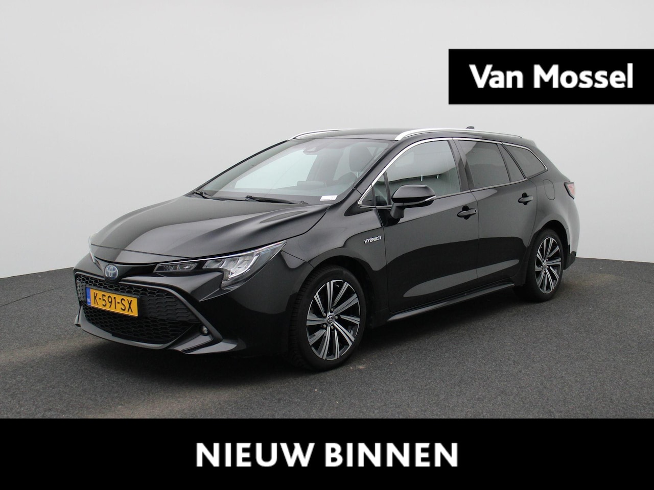 Toyota Corolla Touring Sports - 1.8 Hybrid Dynamic | Climate Control | Stoelverwarming | Achteruitrijcamera | Parkeersenso - AutoWereld.nl