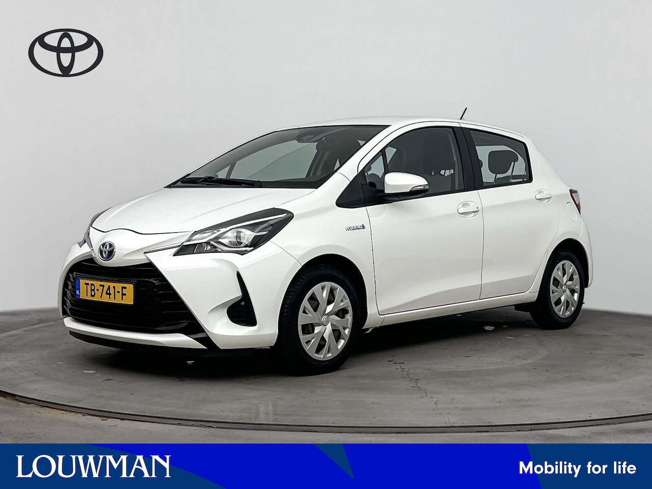 Toyota Yaris - 1.5 Hybrid Aspiration | Dealer Onderhouden | Navigatie | Climate Control | Achteruitrijcam - AutoWereld.nl