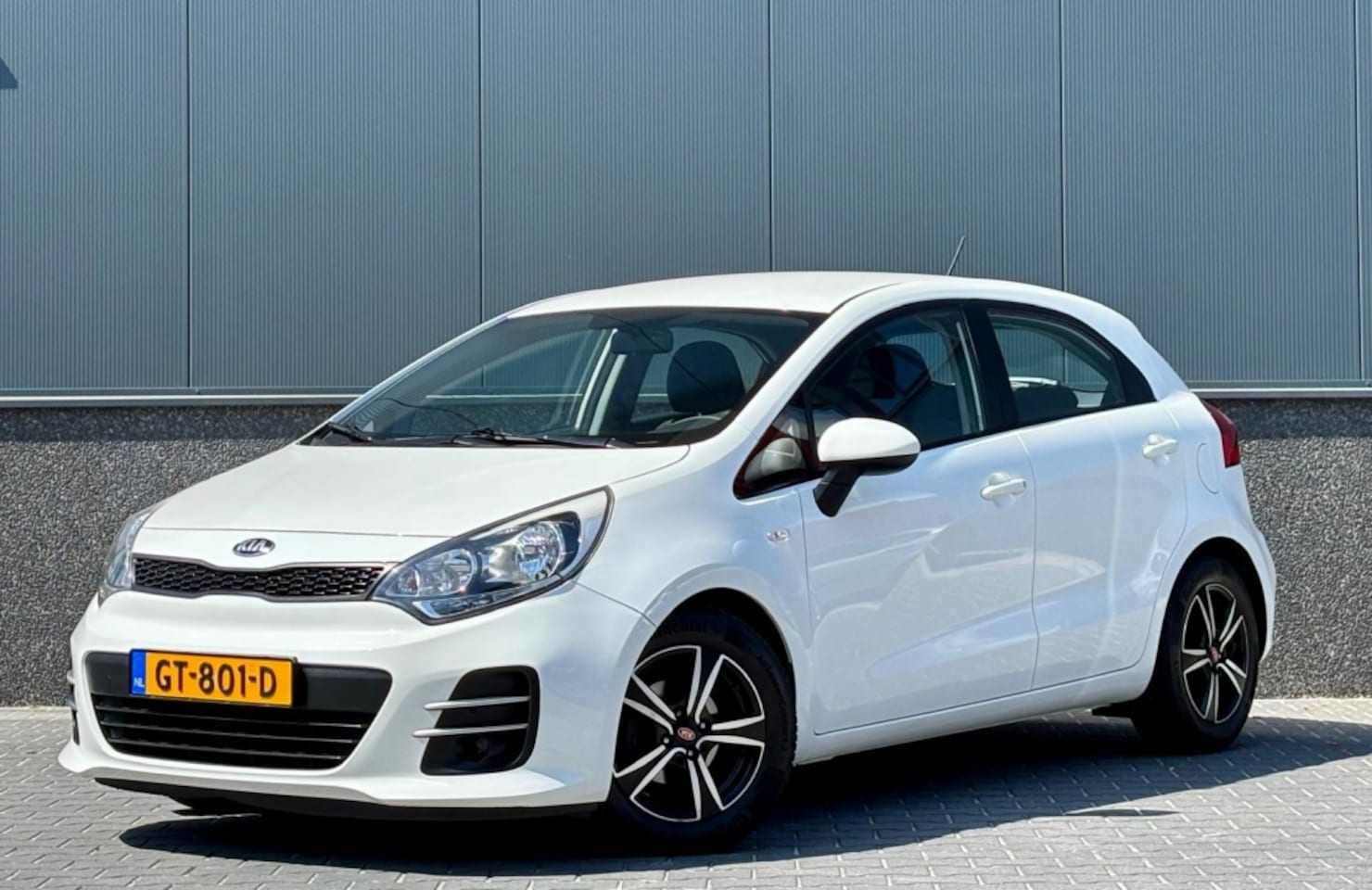 Kia Rio - 1.2 CVVT ComfortL. Airco | 5-deurs | NAP - AutoWereld.nl