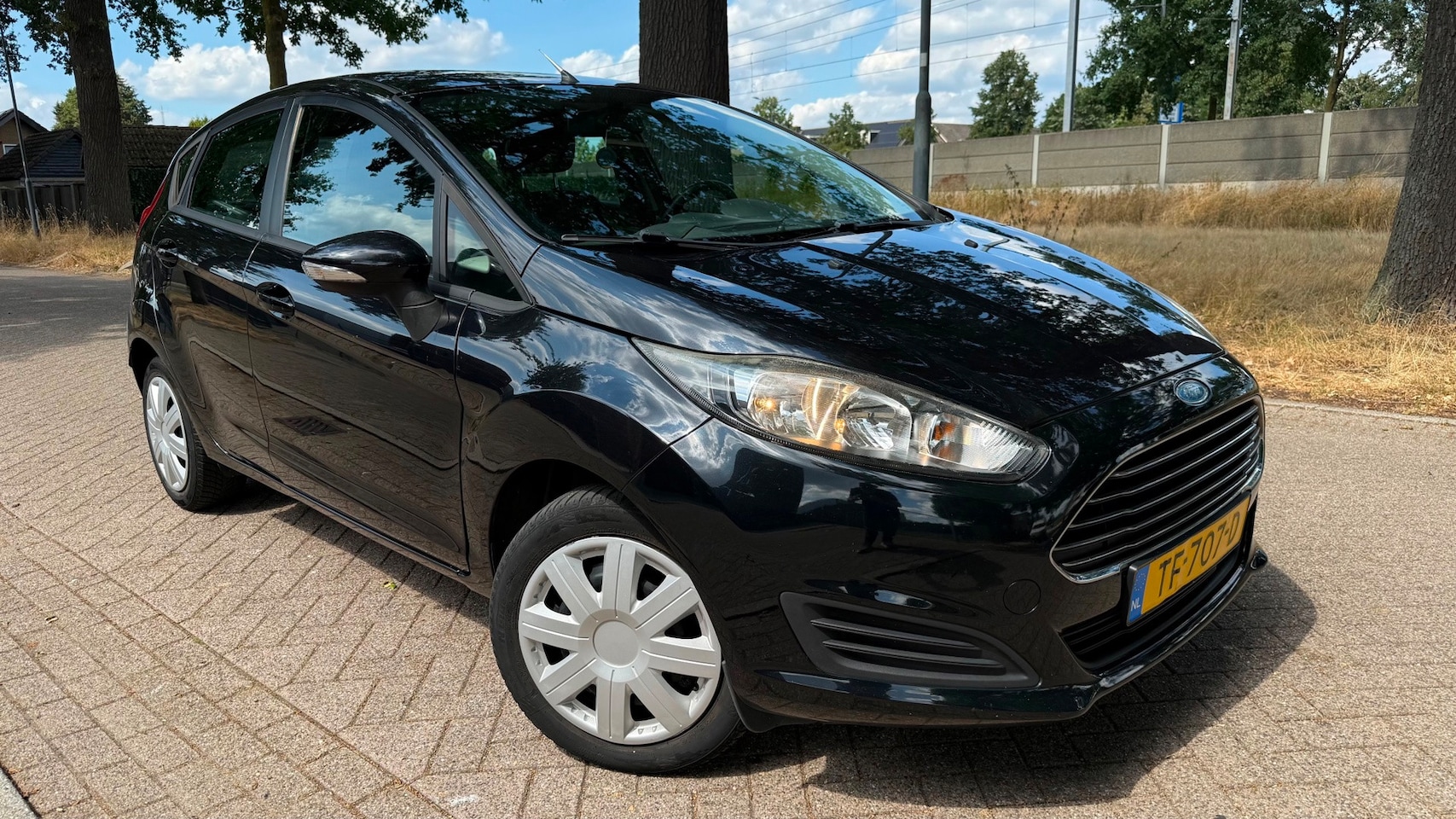 Ford Fiesta - 1.25 Titanium 5 DEURS LEUKE AUTO - AutoWereld.nl