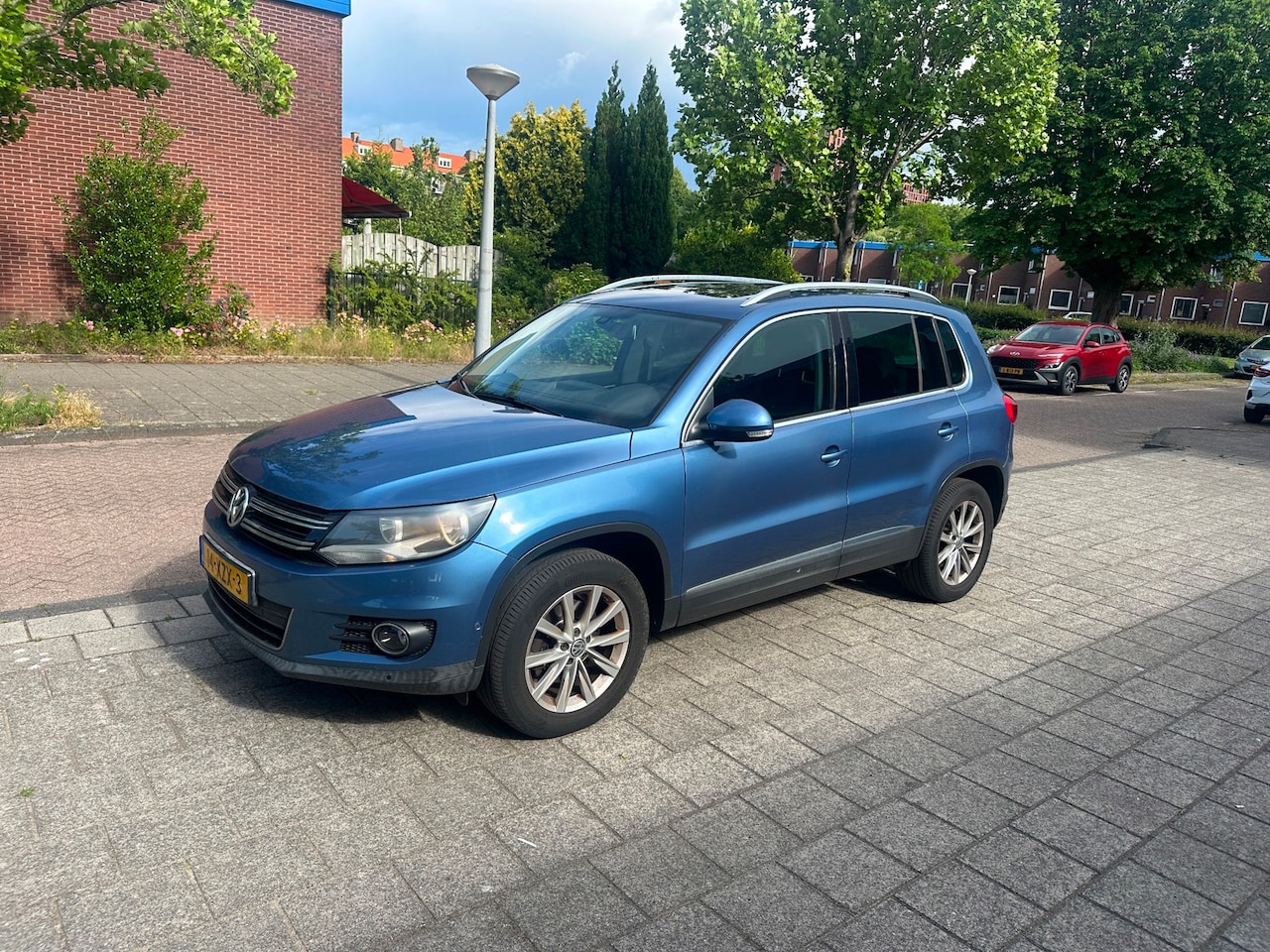 Volkswagen Tiguan - 1.4 TSI Sport&Style NW APK Panorama Parkassist - AutoWereld.nl