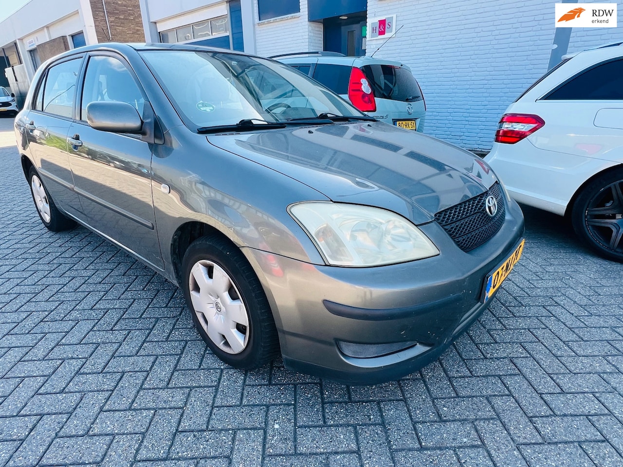 Toyota Corolla - 1.4 VVT-i Linea Terra 1.4 VVT-i Linea Terra - AutoWereld.nl