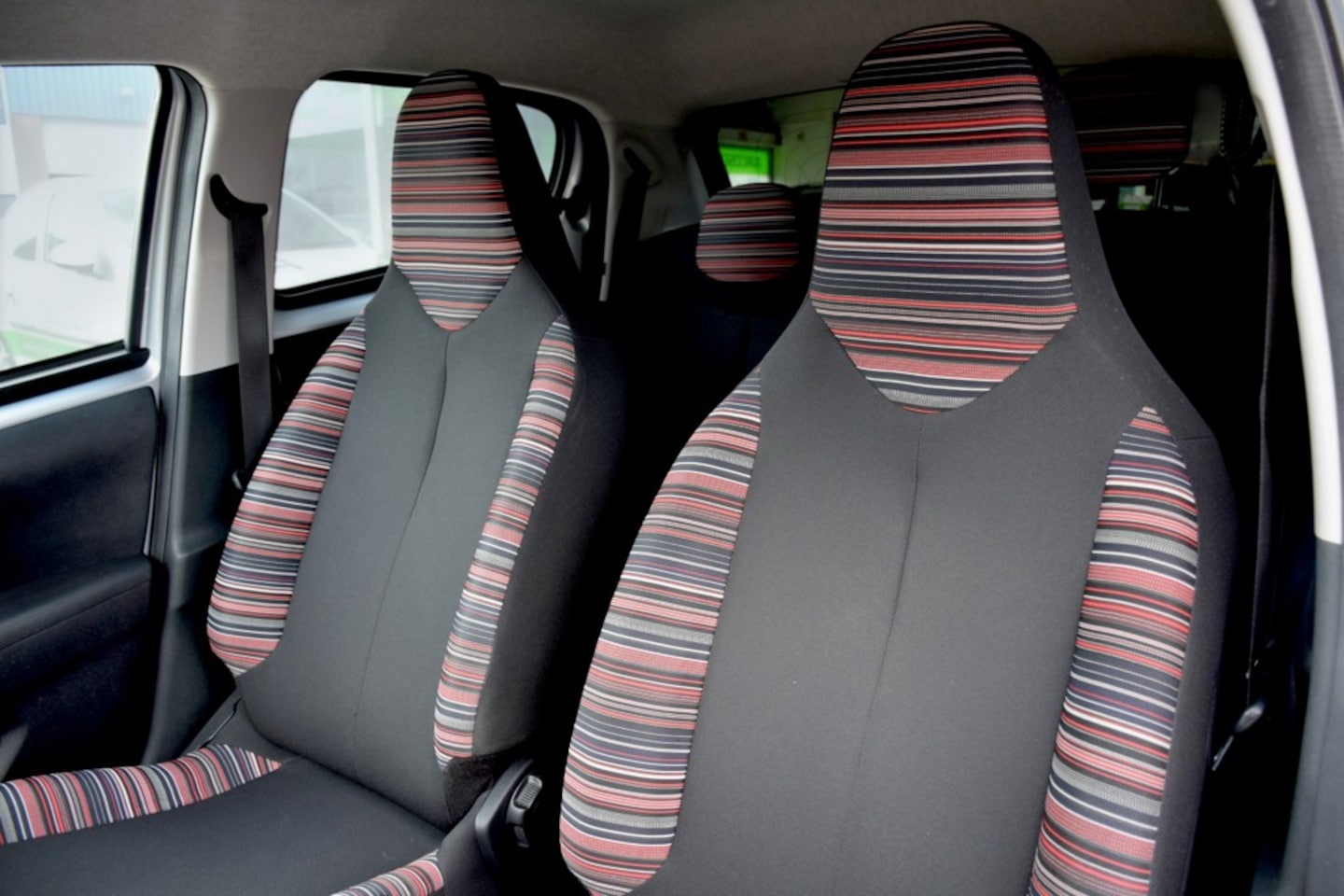 Citroën C1 - 1.0 VTi Feel 1.0 VTi Feel, Dealeronderhouden, NAP, Airco, Blue tooth, 5-DRS
