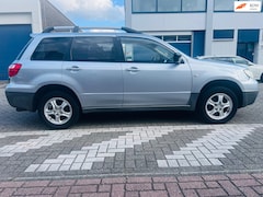 Mitsubishi Outlander Sport - 2.0 Invite+