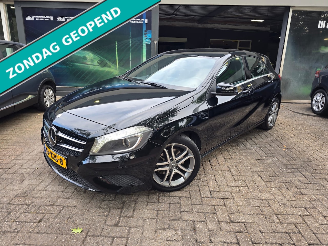 Mercedes-Benz A-klasse - 180 Ambition | AUTOMAAT | 3/6 OF 12MND GARANTIE | NAVI | LMV | - AutoWereld.nl