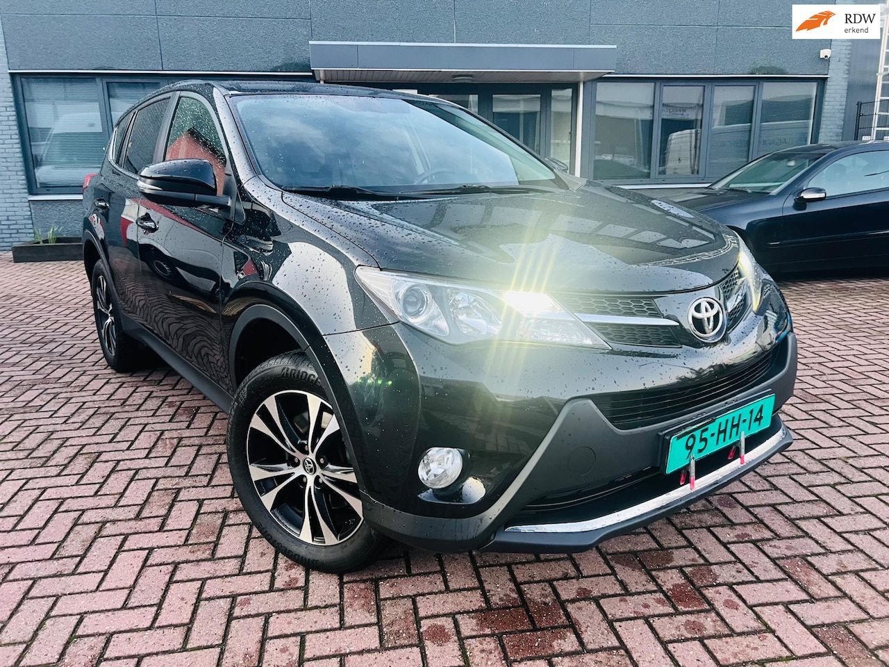 Toyota RAV4 - 2.0 Style 4WD 2.0 Style 4WD - AutoWereld.nl