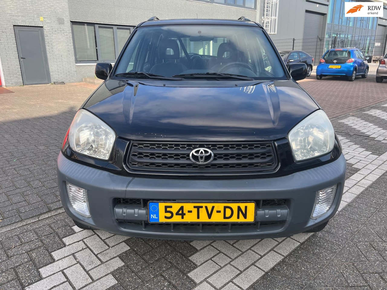 Toyota RAV4 - 1.8-16V VVT-i Luna 1.8-16V VVT-i Luna - AutoWereld.nl