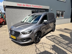 Mercedes-Benz Citan - 110 CDI L1 Pro 95PK Diesel 2021 Airco / DAB + / Apple Carplay / Camera / LM Velgen / Cruise control / Nav