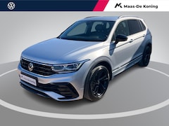 Volkswagen Tiguan - 1.4TSIeHybrid 180kW/245PK R-Line Black Style · Panoramadak · Trekhaak · 360°Camera + Parke