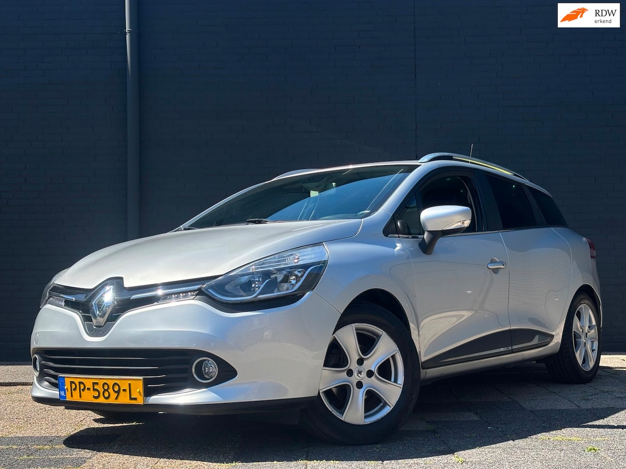 Renault Clio Estate - 1.2 GT | Automaat | Navi | Camera | Airco - AutoWereld.nl