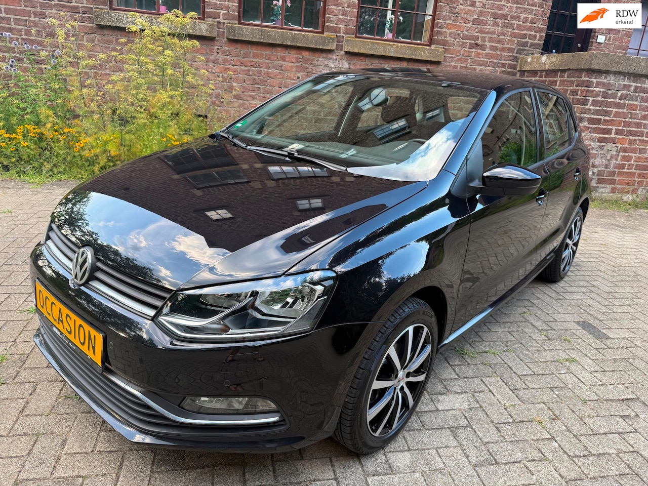 Volkswagen Polo - 1.0 Comfortline 5 Drs Black Magic - AutoWereld.nl