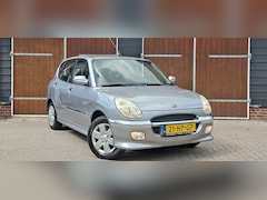 Daihatsu Sirion - 1.3-16V VTi | APK tot 29-8-2027 | 5 deurs | Trekhaak |