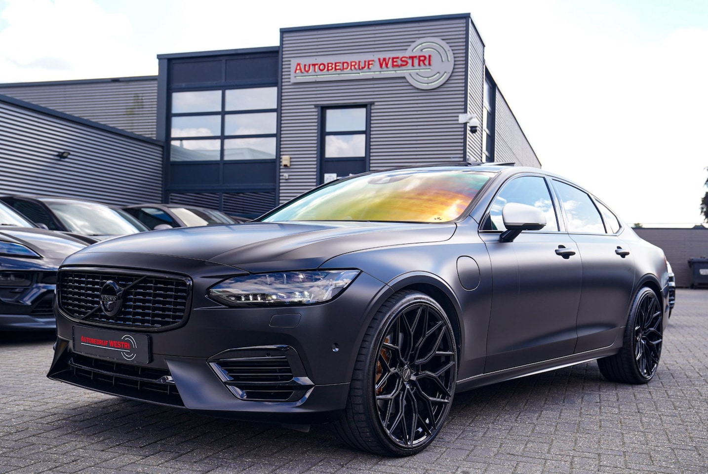 Volvo S90 - 2.0 T8 AWD R-design | VOSSEN Velgen | Schuifdak | LED | 360 cam | Apple carplay | Luxe Led - AutoWereld.nl