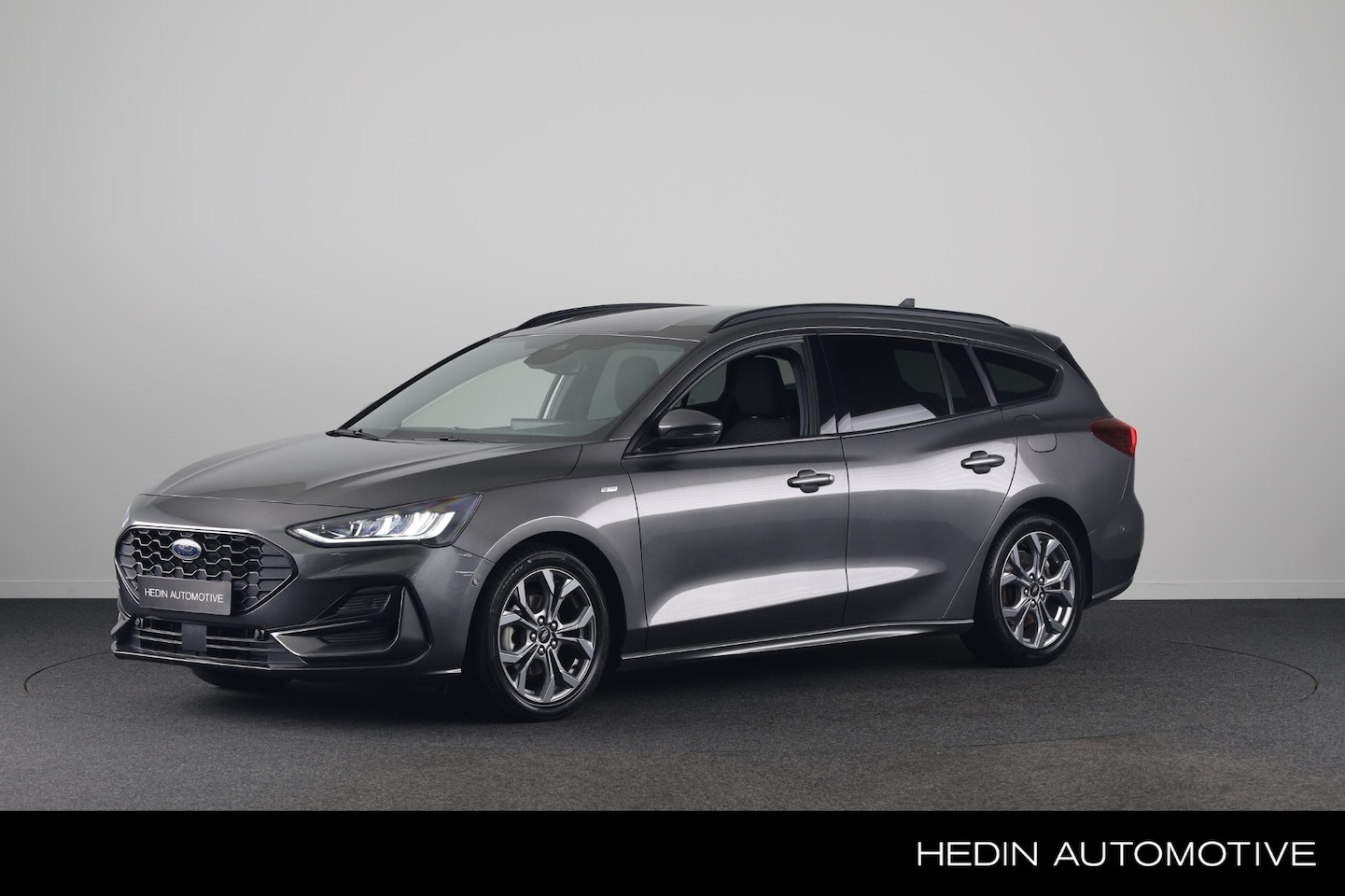 Ford Focus Wagon - 1.0 EcoBoost Hybrid ST Line | Driver Assistance | Winter Pack - AutoWereld.nl