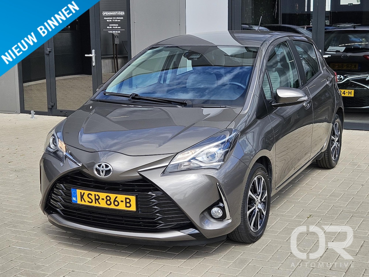 Toyota Yaris - 1.5 VVT-i Dynamic 5drs 1e eig. - AutoWereld.nl