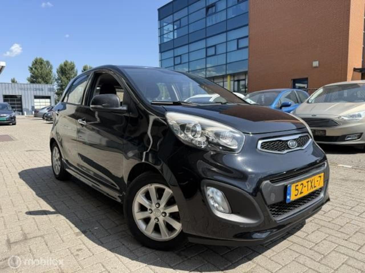 Kia Picanto - 1.0 Benzine 5 deurs Airco - AutoWereld.nl