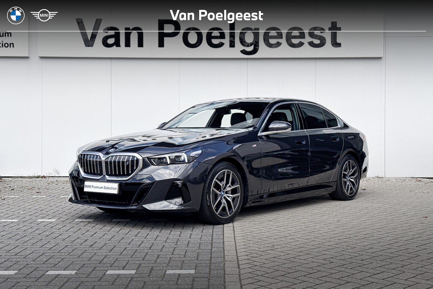 BMW i5 - Sedan eDrive40 | M Sport | Travel Pack | Trekhaak - AutoWereld.nl