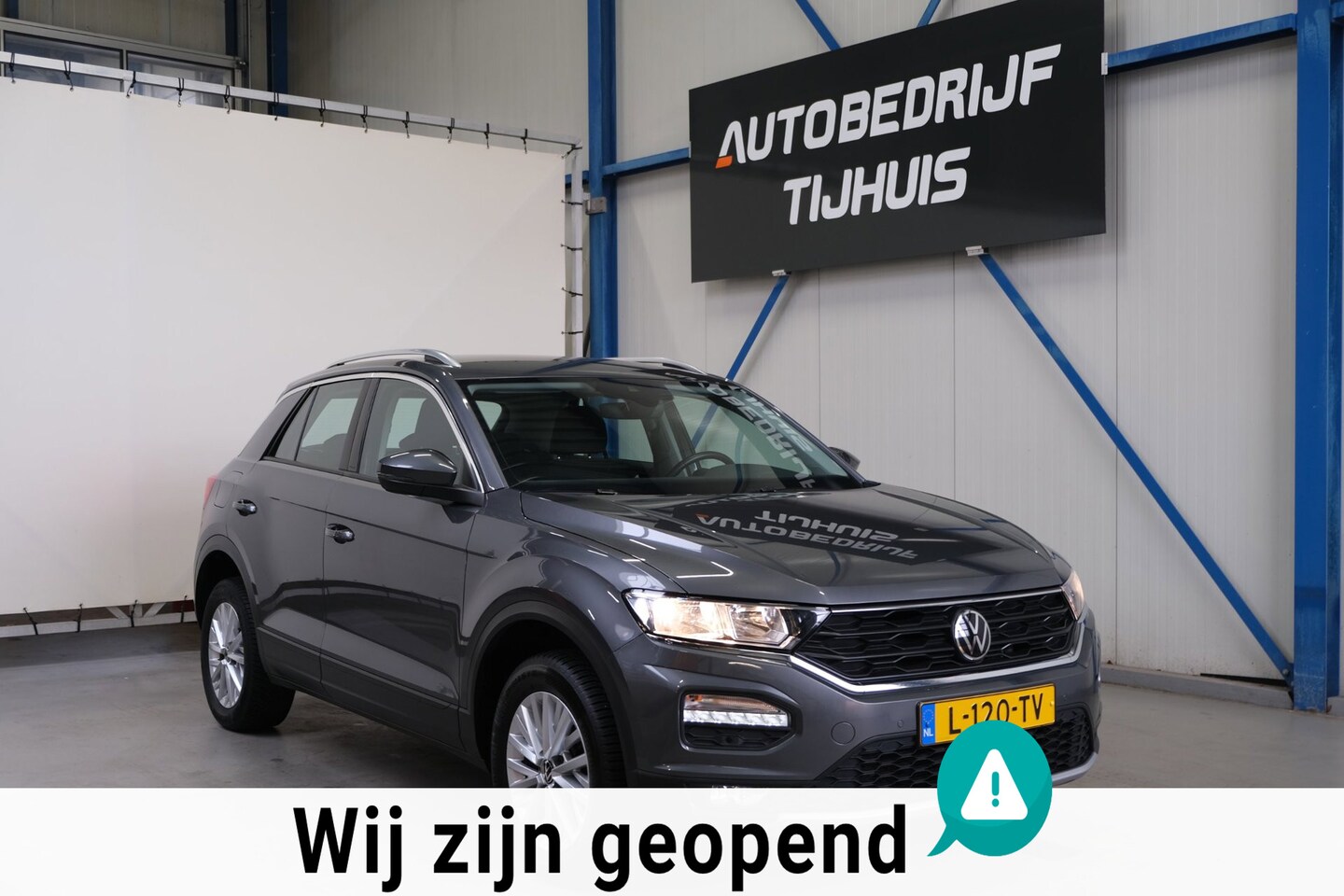 Volkswagen T-Roc - 1.5 TSI Style Business Automaat - N.A.P. Airco, Crusie, Navi, PDC, Carplay. - AutoWereld.nl