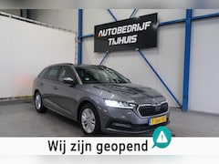 Skoda Octavia Combi - 1.0 e-TSI Ambition Automaat - N.A.P. Airco, Cruise, PDC, Navi, Virtual display, Trekhaak