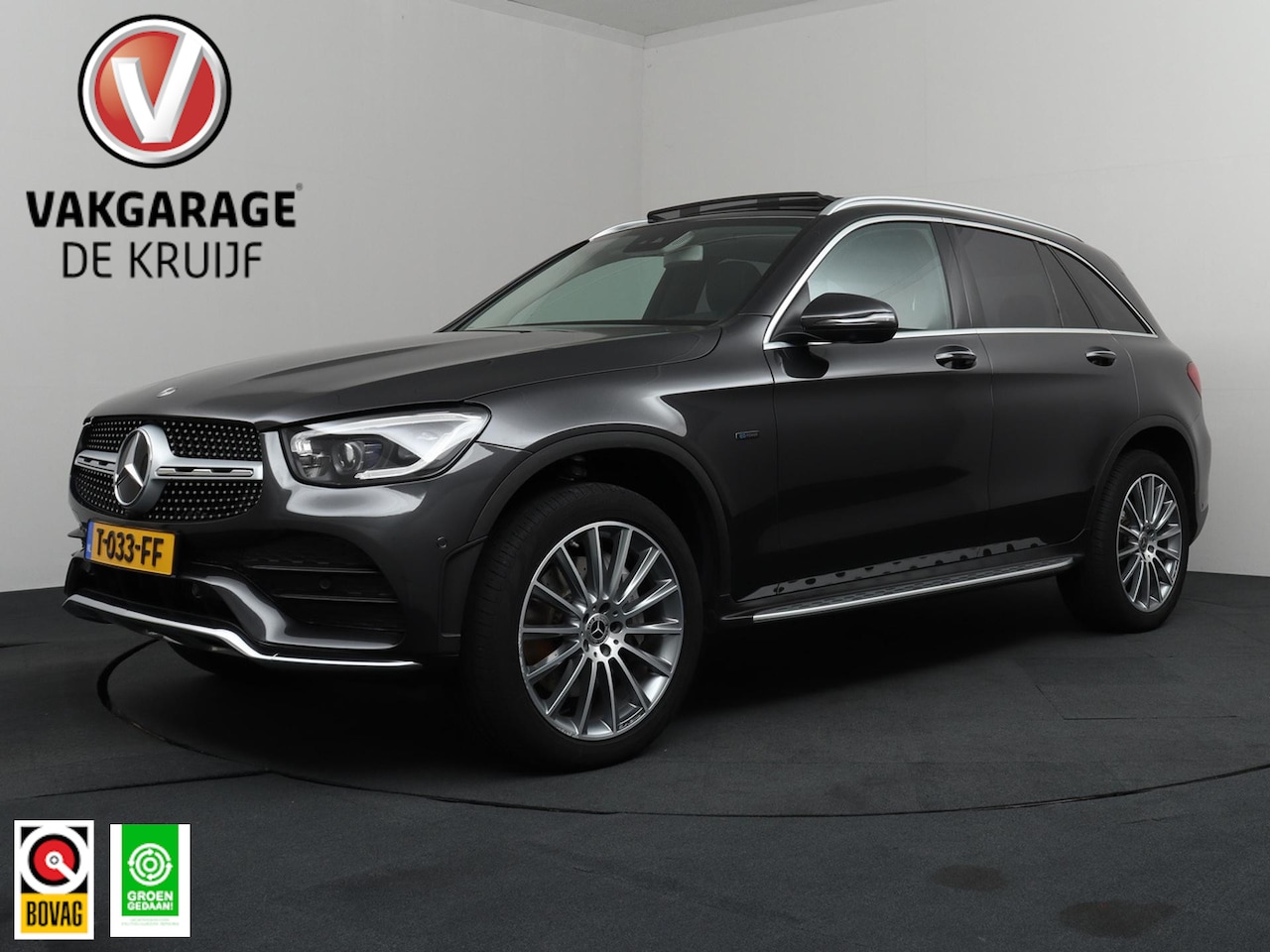 Mercedes-Benz GLC-klasse - 300e 4MATIC AMG | Trekhaak | Pano | Burmester | 360° Camera! - AutoWereld.nl