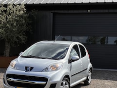 Peugeot 107 - 1.0-12V Black & Silver AIRCO ELEK. RAMEN
