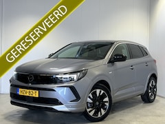 Opel Grandland - 1.2 Turbo GS Line | Navigatie/Android/Apple Carplay | LM Velgen 18" | Achteruitrijcamera |
