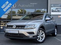 Volkswagen Tiguan - 2.0 TSI 4Motion Highline Navi | Trekhaak | 1e Eigenaar