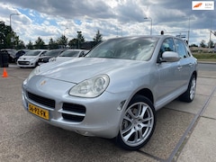 Porsche Cayenne - 4.5 S