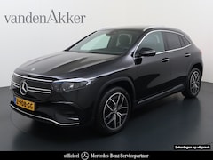 Mercedes-Benz EQA - 250 AMG 71kWh // Trekhaak // Panoramadak // 360 Camera // Memory Stoelen // Sfeerverlichti