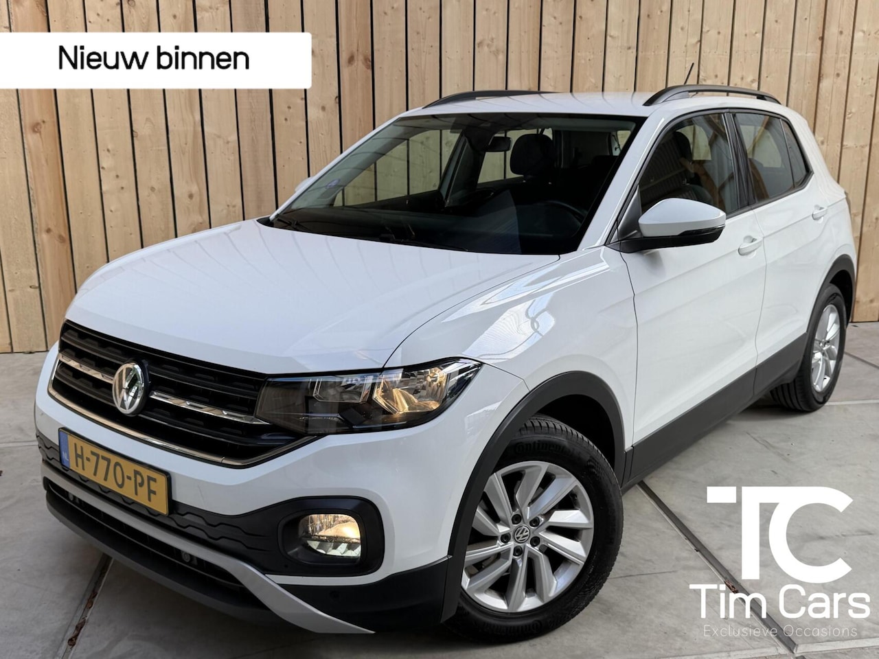 Volkswagen T-Cross - 1.0 TSI Life Apple CarPlay/Android Auto | Adaptieve cruise control | Airconditioning | DAB - AutoWereld.nl