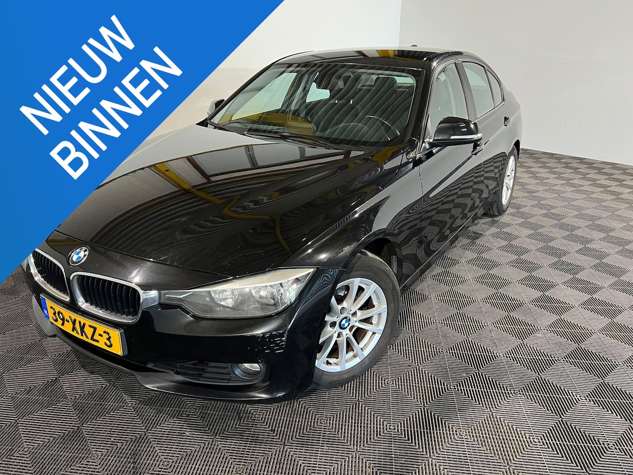 BMW 3-serie - 320i Executive Sedan Automaat - AutoWereld.nl