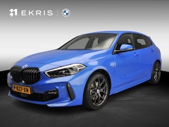 BMW 1-serie - 5-deurs 118i | M-Sportpakket | LED | Navigatie | Sportstoelen | Stoelverwarming | Shadow l