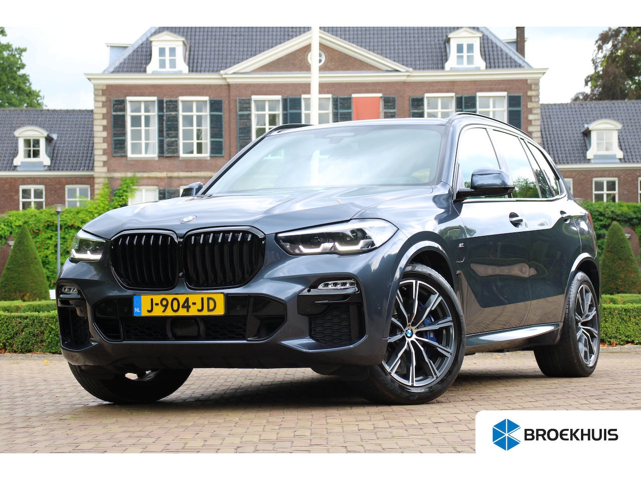 BMW X5 - xDrive45e High Executive | NL-AUTO! | M-SPORT | 360° CAMERA ELEKTR TREKHAAK | LUCHTVERING - AutoWereld.nl