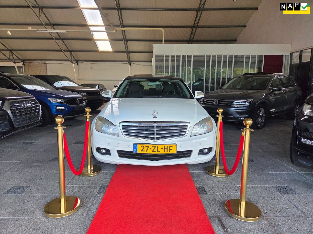 Mercedes-Benz C-klasse - AMG 220 CDI AUTOMAAT + PANORAMA !! - AutoWereld.nl