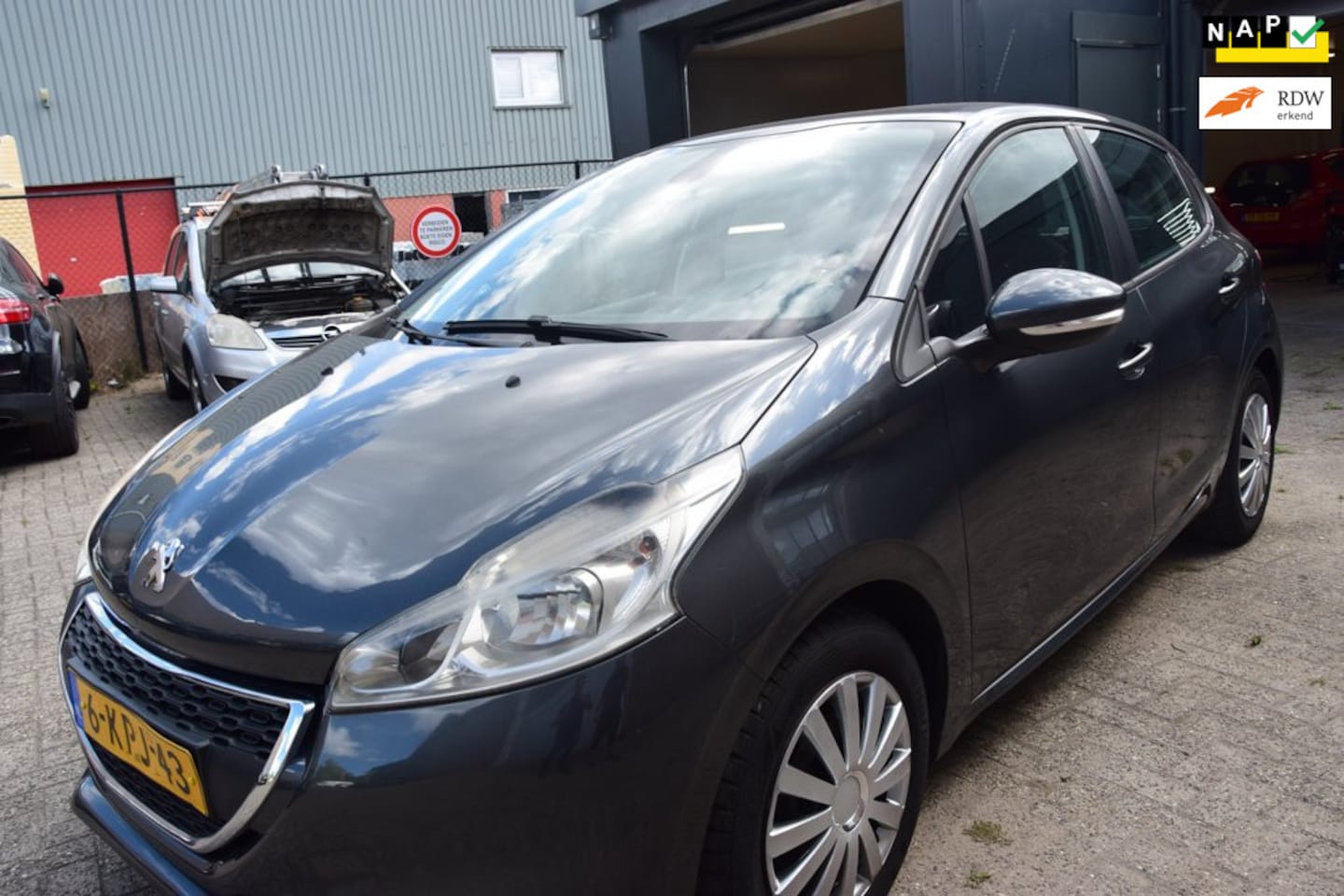 Peugeot 208 - 1.2 Vti Envy 1.2 VTi Envy - AutoWereld.nl
