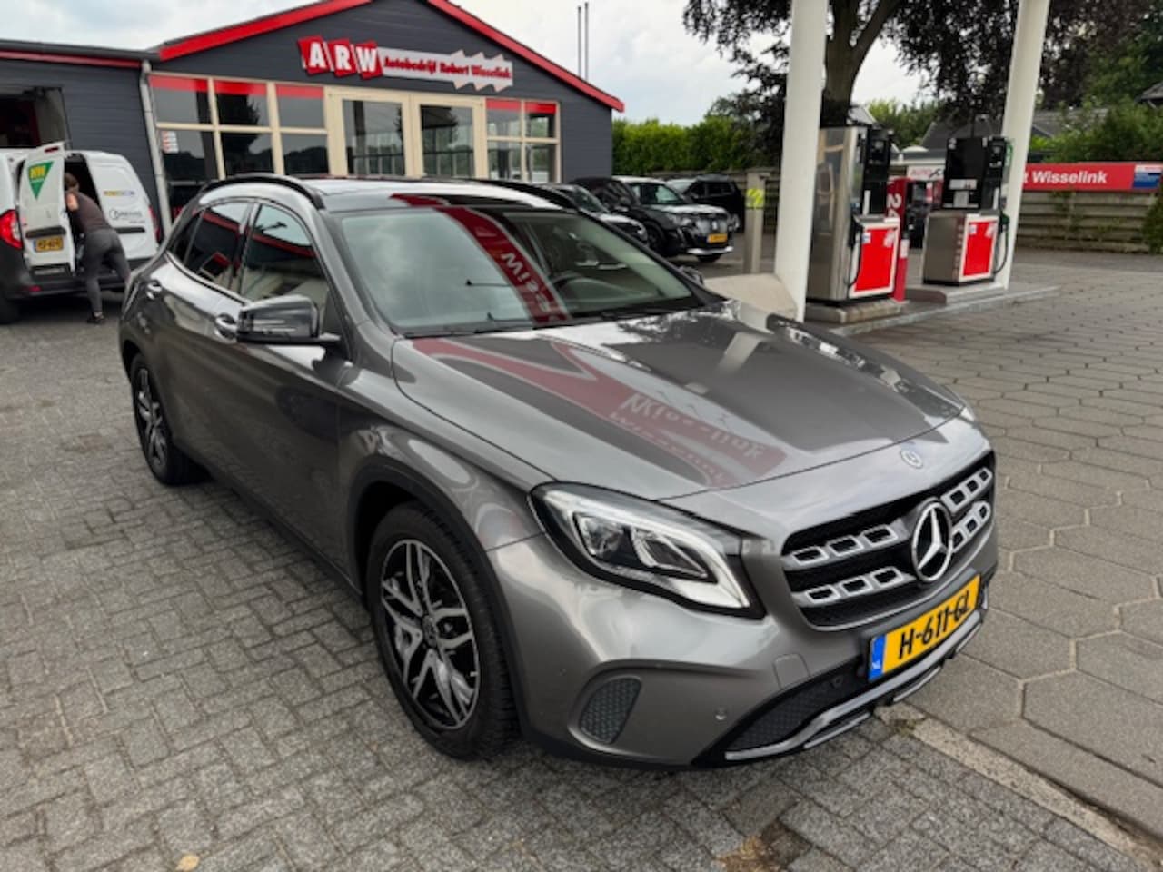 Mercedes-Benz GLA-Klasse - 200 156pk 7G-DCT Premium Plus - AutoWereld.nl