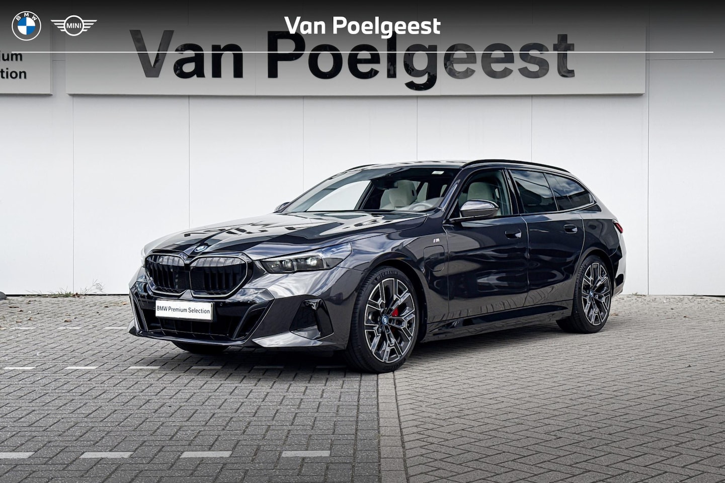 BMW 5-serie Touring - 530e | Travel Pack | M Sport | Innovation Pack - AutoWereld.nl